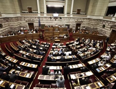Βουλή: Εγκρίθηκε το νομοσχέδιο για τις λιγνιτικές μονάδες από την αρμόδια επιτροπή